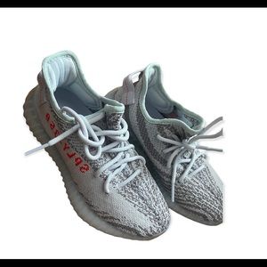 Yeezy 350 boost size 4.5 men